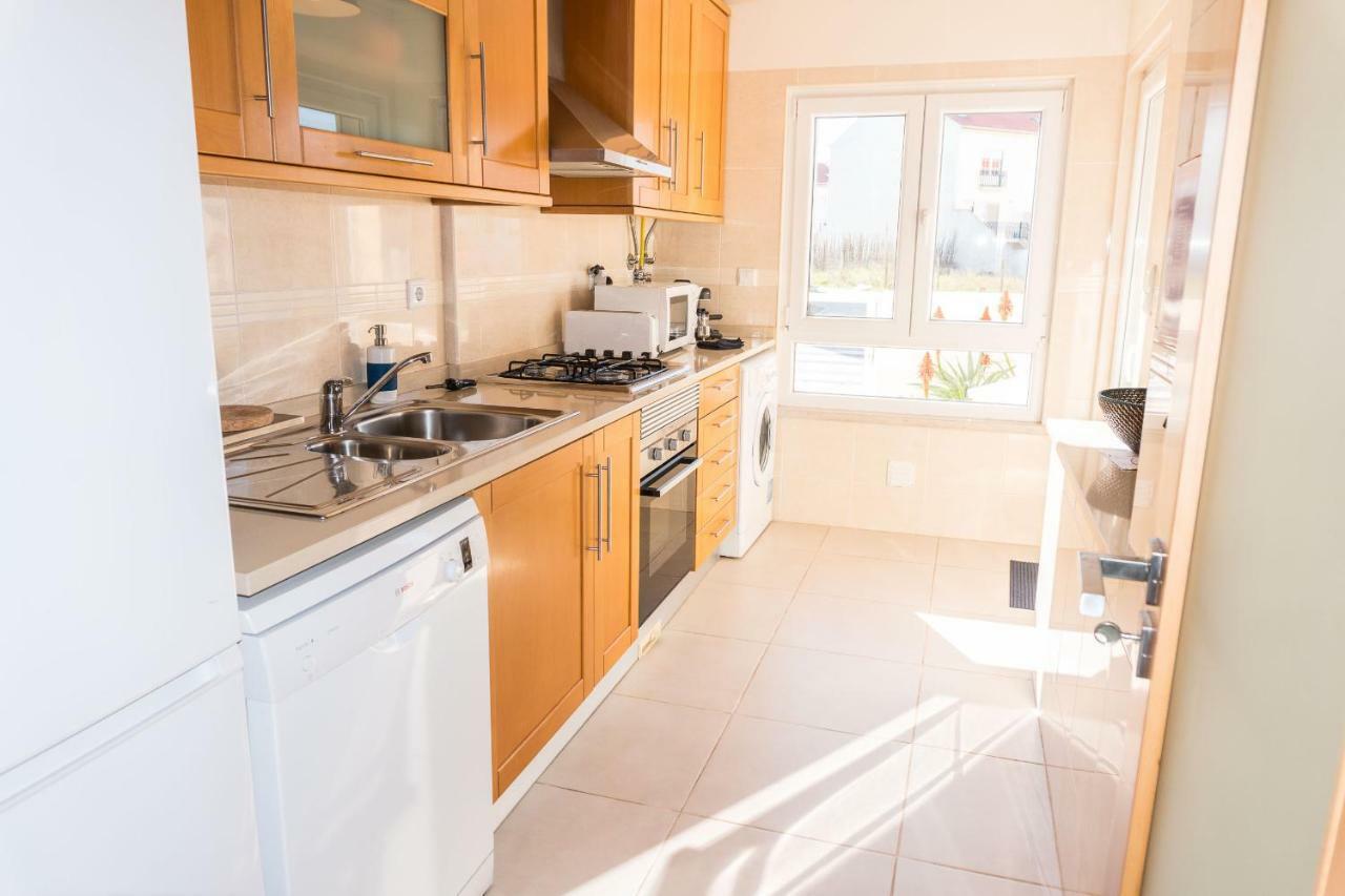 Apartments Baleal: Sunshine By The Pool Ferrel (Leiria) Exterior foto